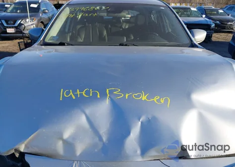 2018 Mazda Mazda3 Touring z USA, uszkodzony, nr VIN 3MZBN1L3XJM206329